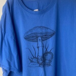 Hanes Blue Short Sleeve Tee with Black Mushroom Graphic Men’s Size 3XL - 1338